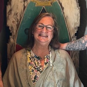 Meet your Posher, Deborah